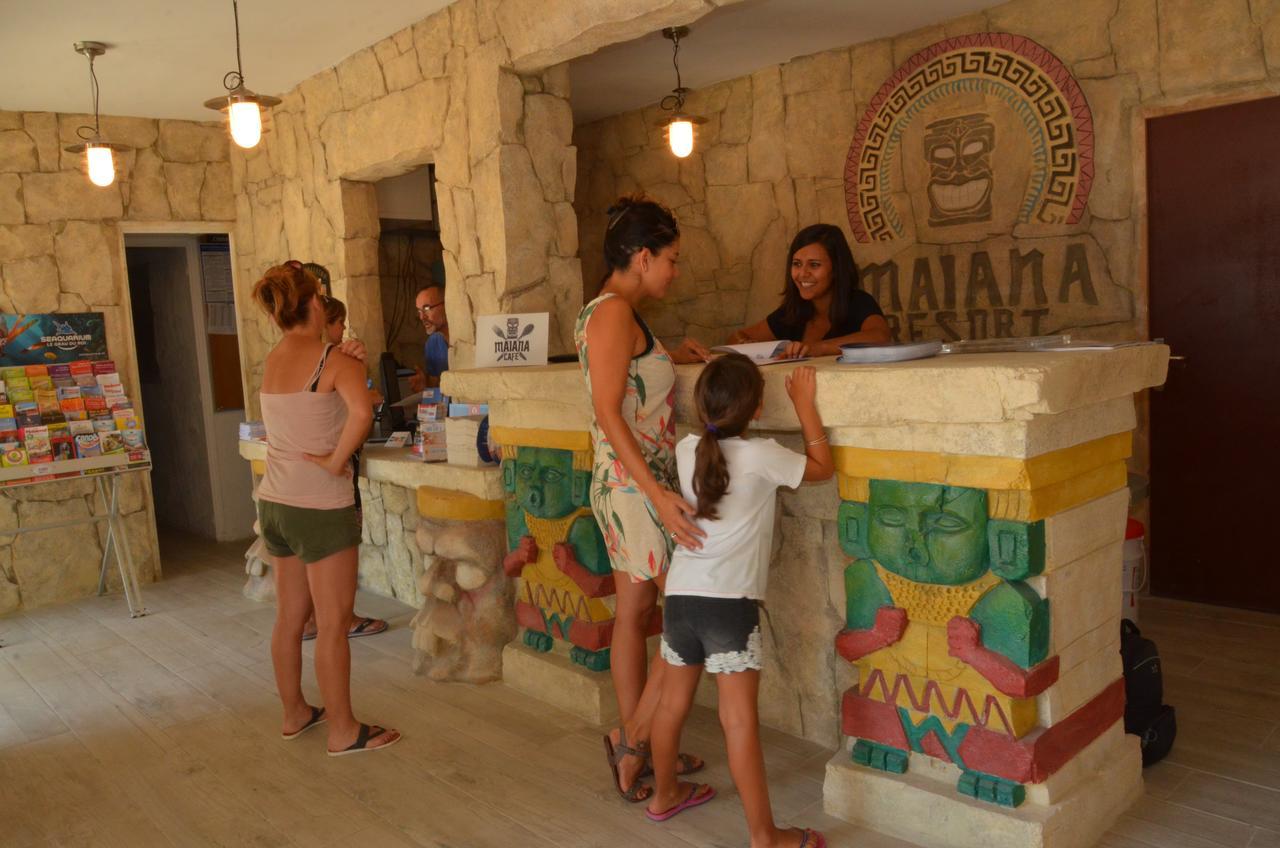 Maiana Resort 拉格朗德默特 外观 照片